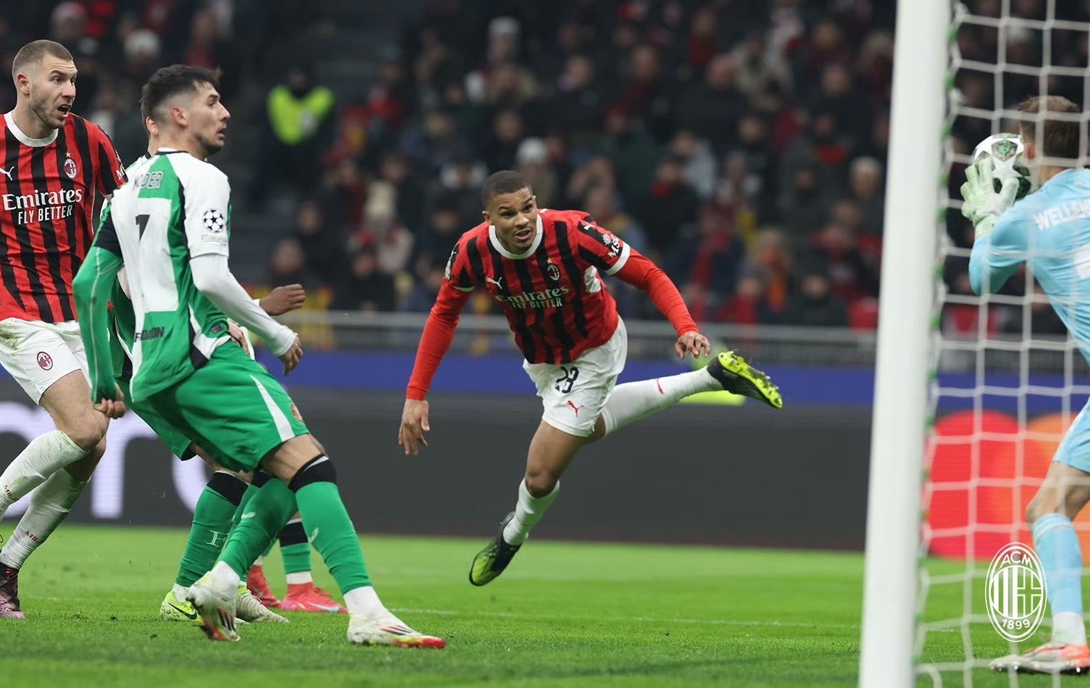 AC米兰客场不敌对手防守铜墙铁壁的简单介绍