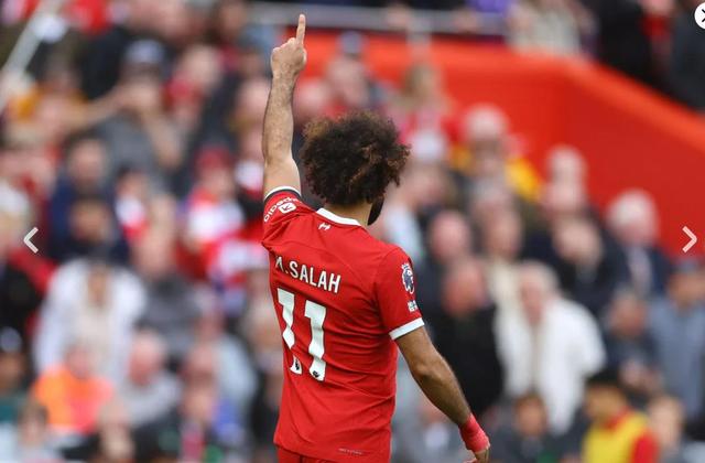 球场上的热血对决，谁将占据先机