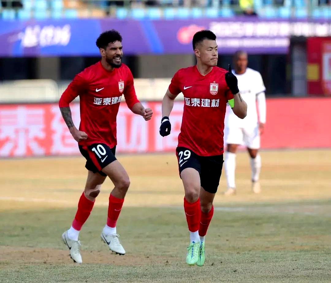 关于长春亚泰迎战强敌，球队备战状态热火朝天的信息