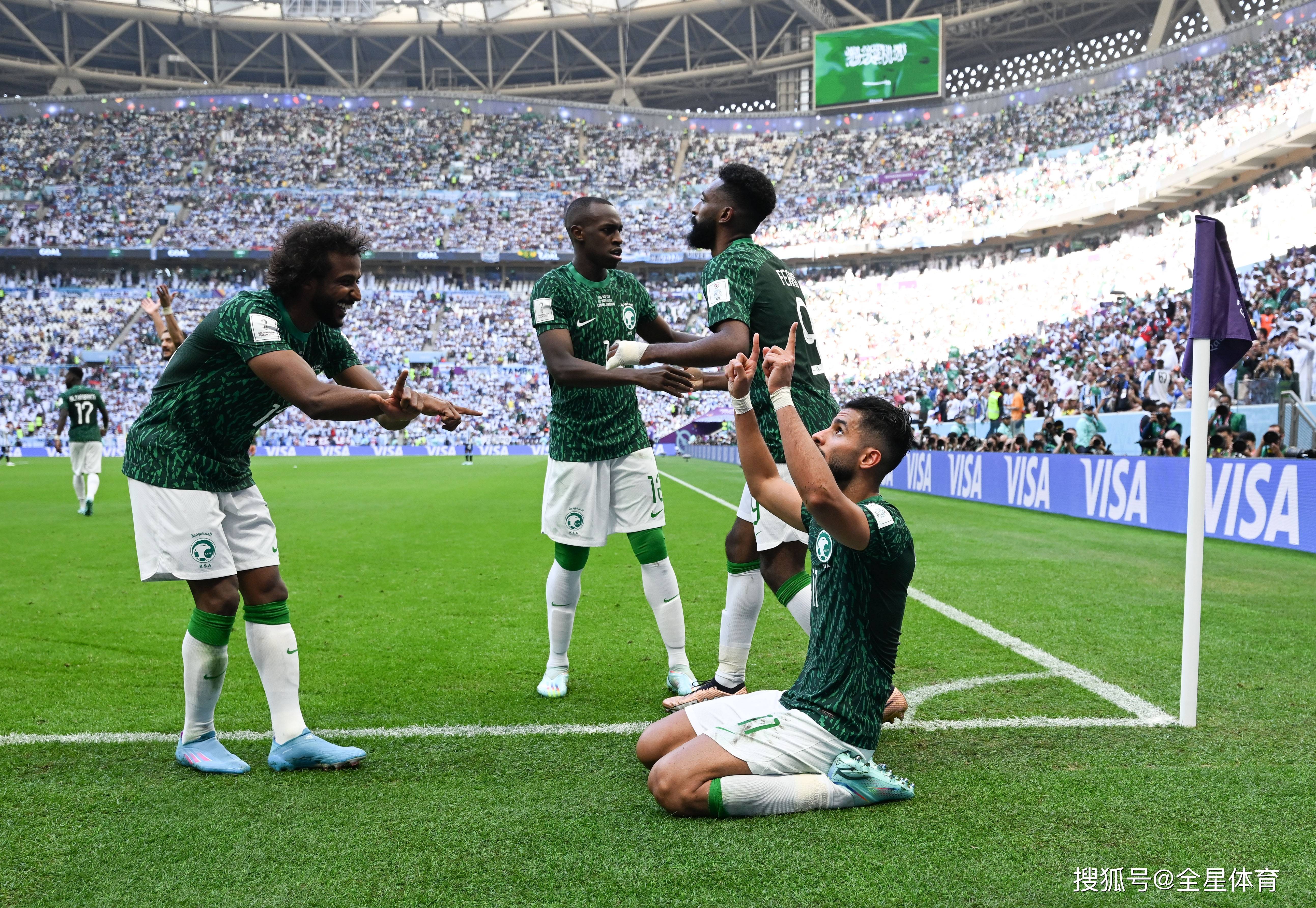 关于图卢兹在客场负于洛里昂，遭遇颓势的信息