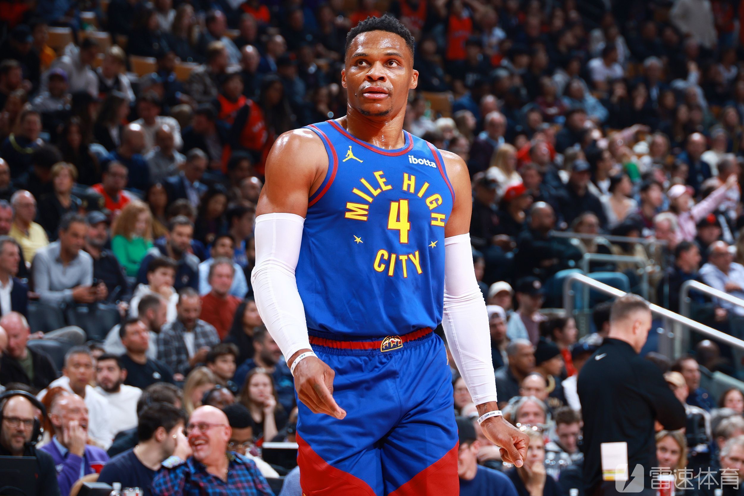 关于雷霆轻取广州队,拉文惊艳四座的信息 关于雷霆轻取广州队,拉文惊艳四座的信息