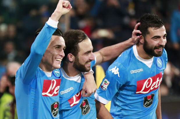 包含法国逆转那不勒斯,苏亚雷斯关键制胜的词条 包含法国逆转那不勒斯,苏亚雷斯关键制胜的词条