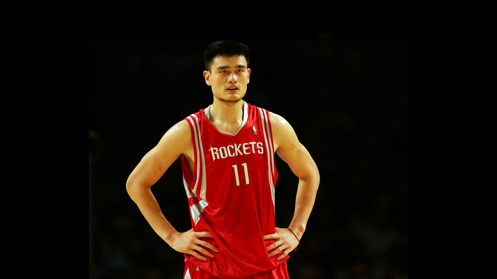 独霸头名,乌拉圭的钢铁防线与萨内的一剑封喉